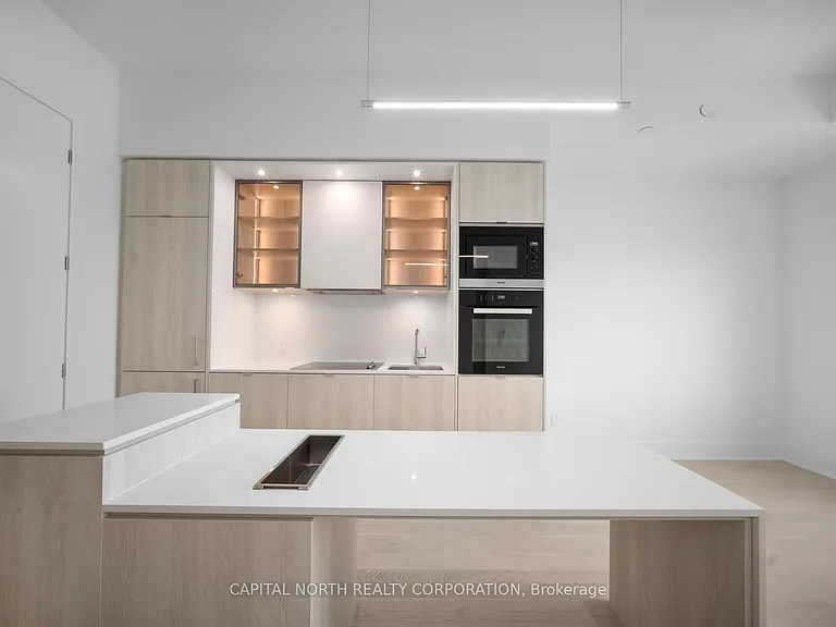 11 Yorkville Ave #5908 — Photo 13