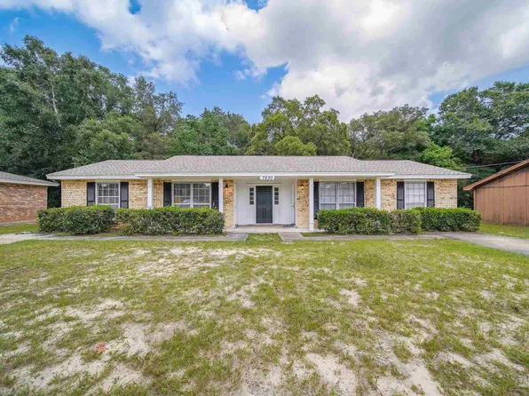7230 Lanier Dr, Pensacola, FL 32504