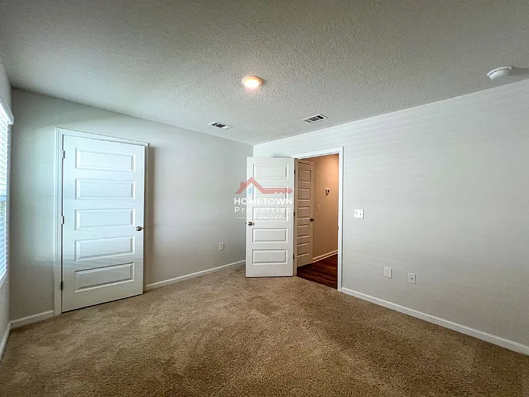 5257 Peach Dr — Photo 25