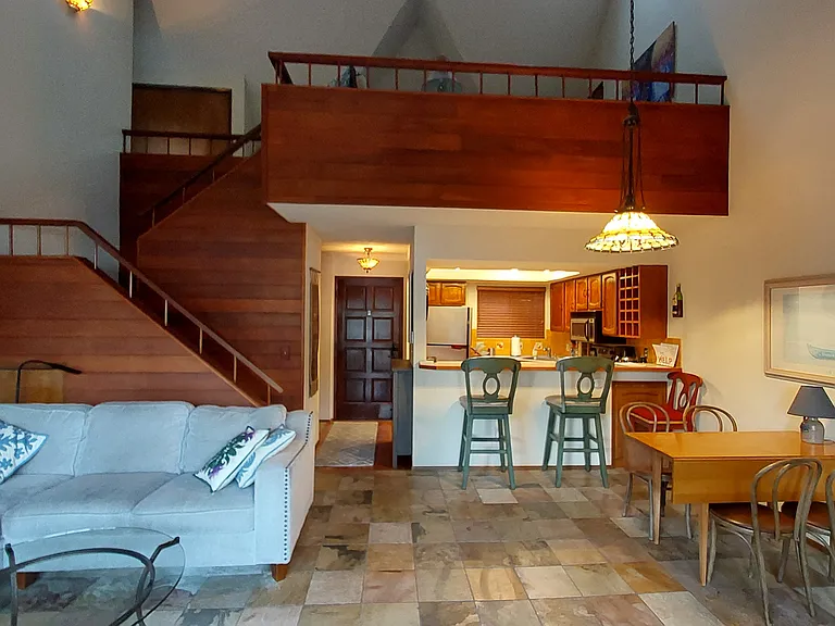 Harborview Dr — Photo 3