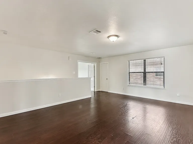 8717 Sage Meadow Dr — Photo 13