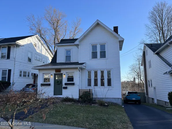 1302 Sausse Avenue, Troy, NY 12180