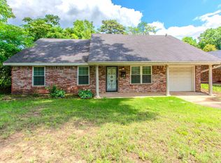 9308 W 6th St, Little Rock, AR 72205