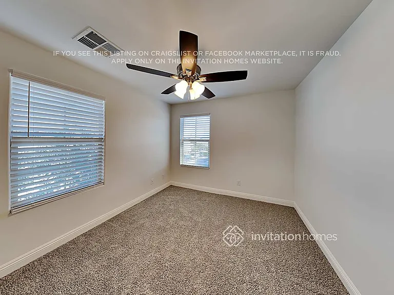 242 N 69th Pl — Photo 13