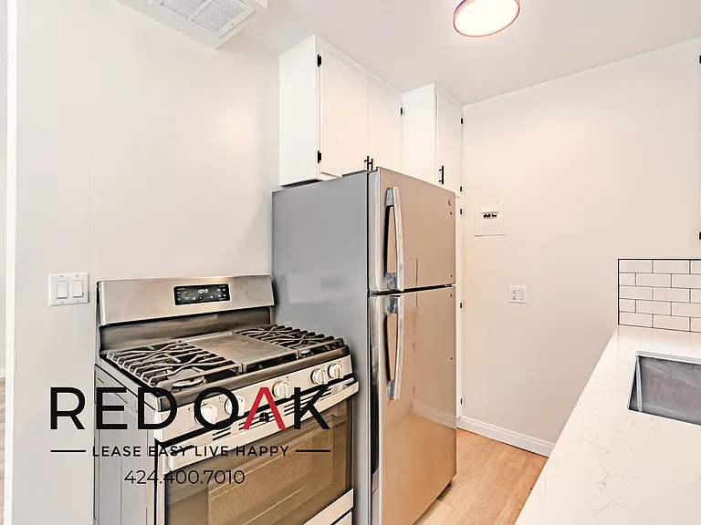 259 N Euclid Ave #1 — Photo 8