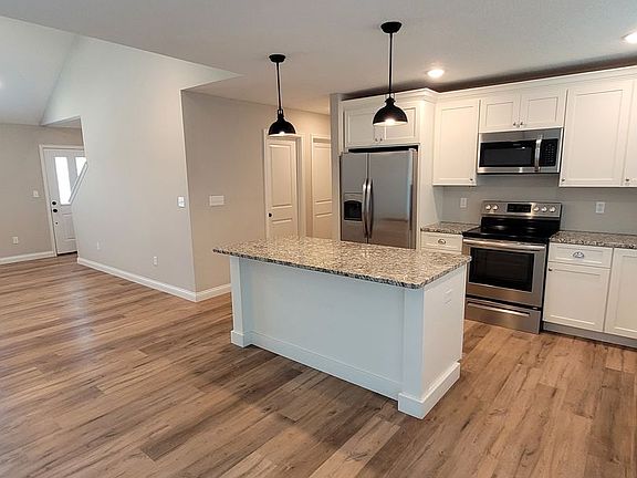 5th image of 3517 Barcus Ct