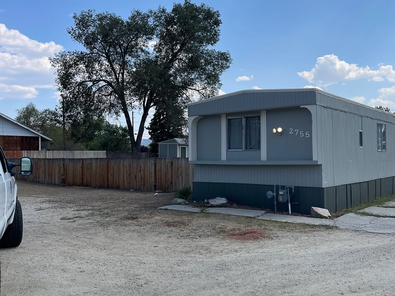 3 bed, 1219 sqft, $1,900 — Photo 2