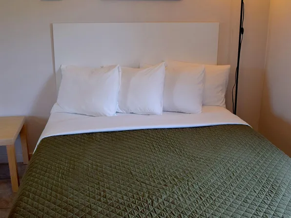 8636 Joseph Campau St, Hamtramck, MI 48212