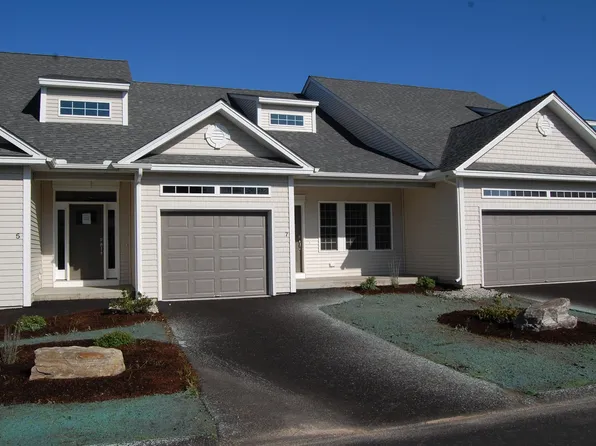 7 Sheffield Way #10D, Londonderry, NH 03053