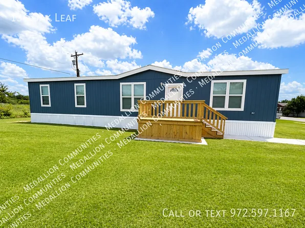 136 Oak Leaf, College Station, TX 77845
