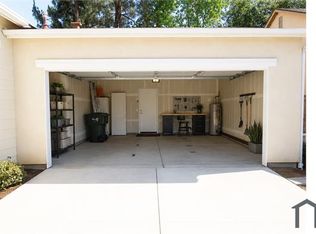 3693 W Pomegranate Ln, Fresno, CA 93711