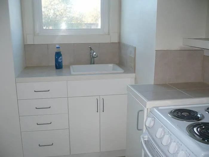 Studio, $1,300 — Photo 2