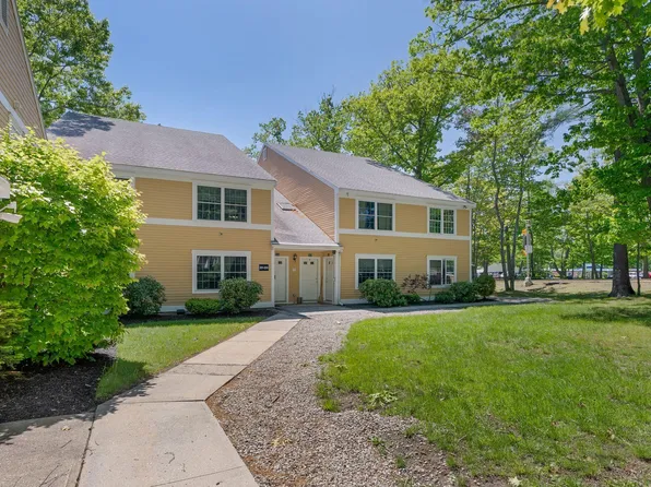 161 Saco Avenue #204, Old Orchard Beach, ME 04064