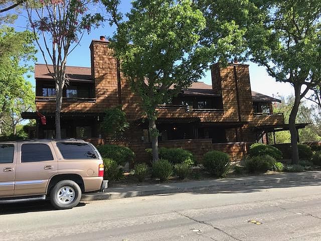 View of building from Brook St.