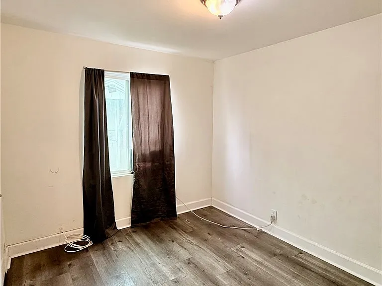 813 E Nocta St — Photo 6