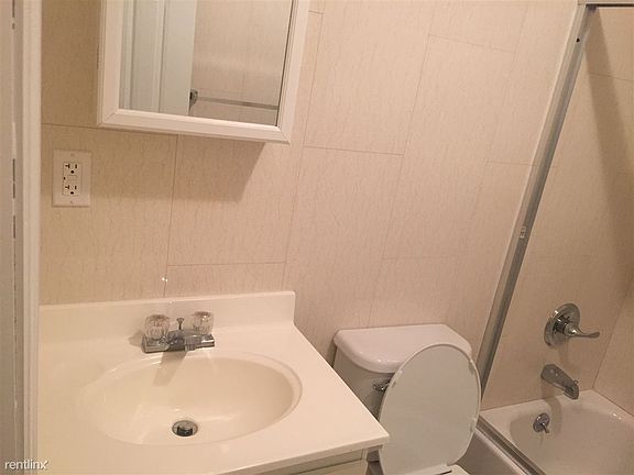 castle hill bathroom