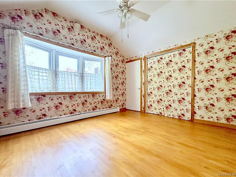 12 Ervilla Dr — Photo 18