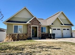 676 Overlook Dr, Craig, CO 81625