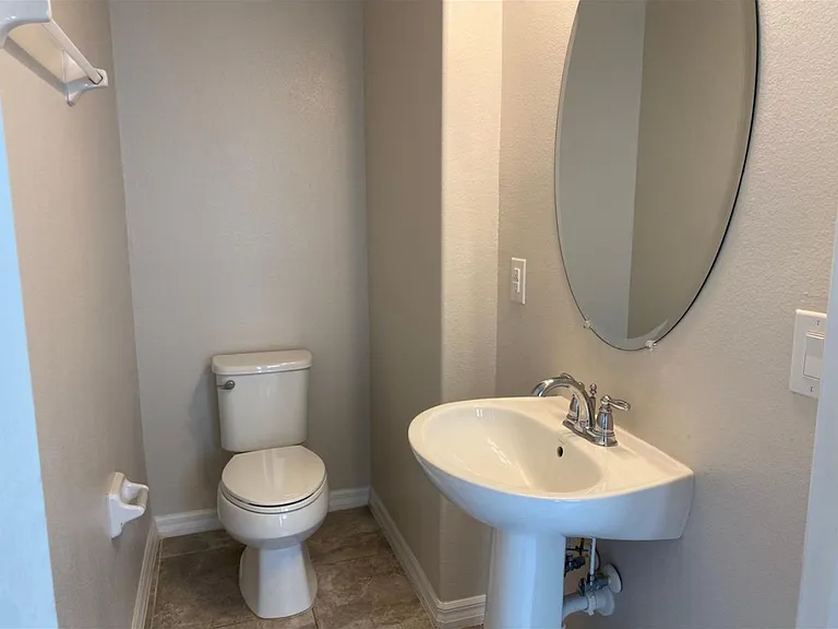 8410 Iron Mountain Trl — Photo 9