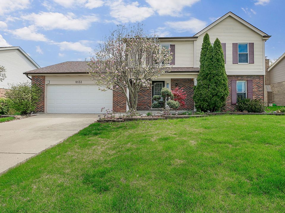 1st image of 8133 Meadowwood Ave