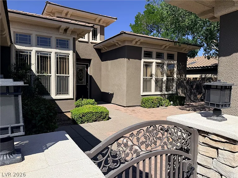 27 Plum Hollow Dr — Photo 3