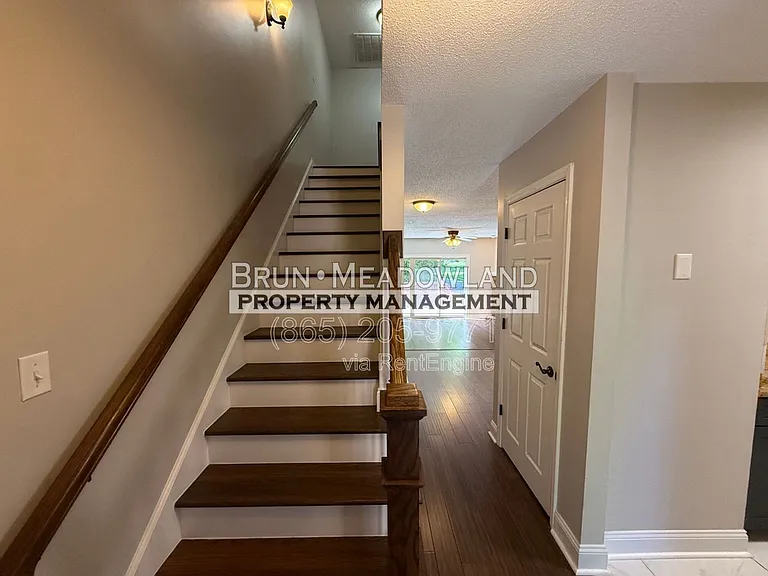 10427 Ravenbrook Ln — Photo 23