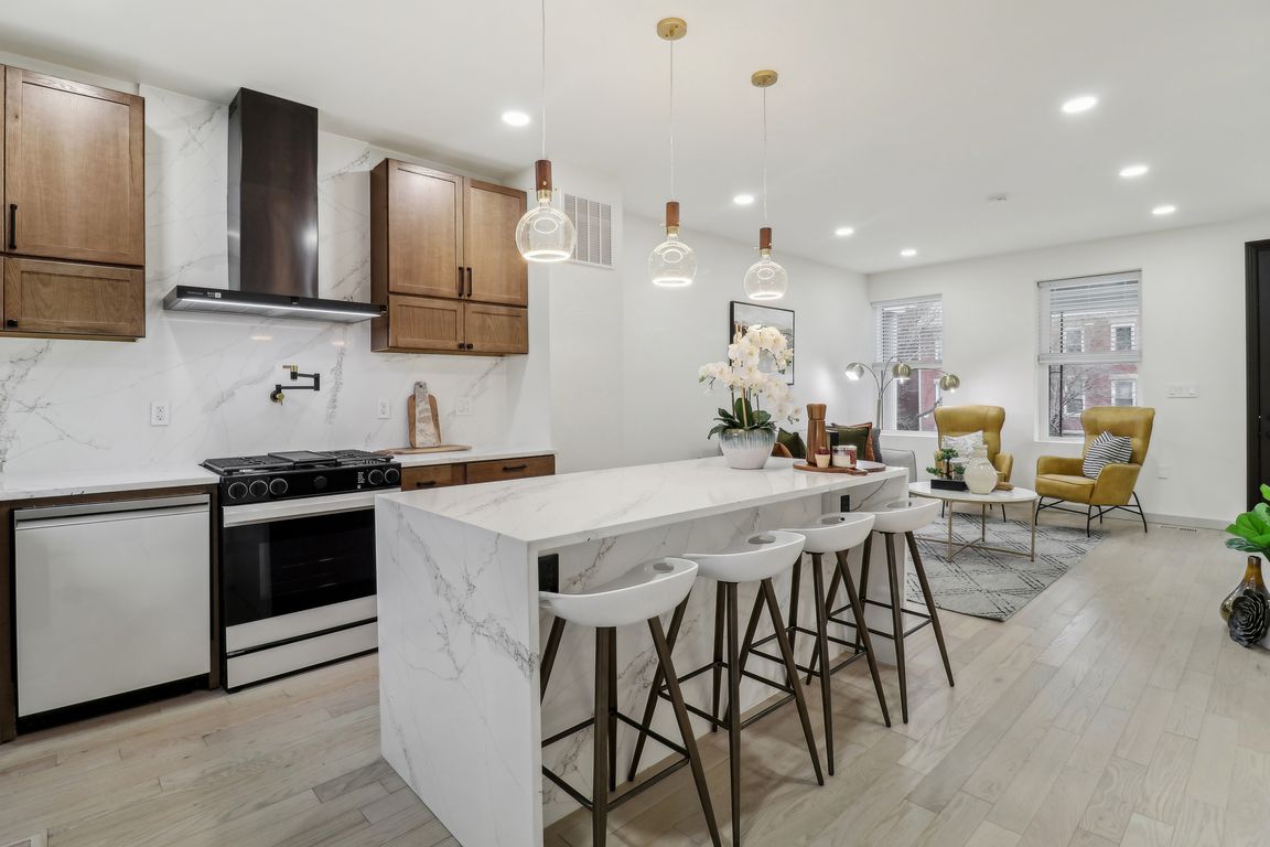 Sherman Ave NW-014.jpg