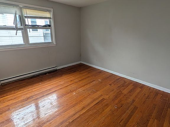 4th image of 66 Clinton Ave #Bb