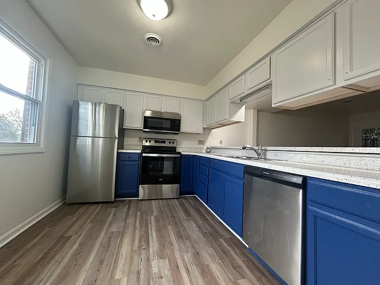 2630 Belle Ave NE #2630 — Photo 4
