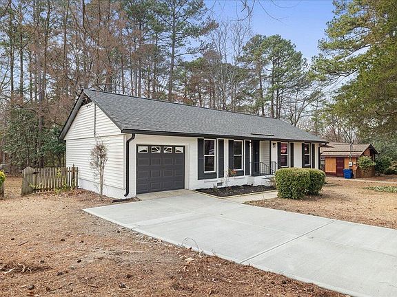 3rd image of 7408 Fox Rd