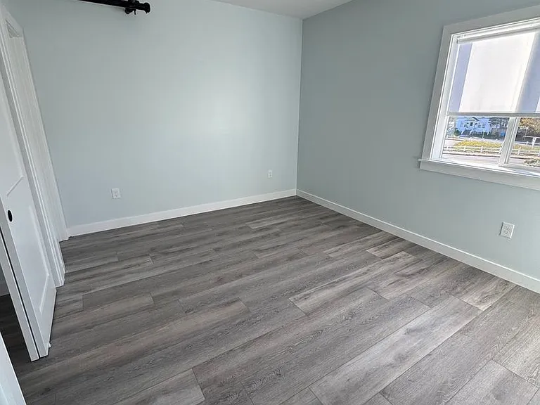 310 BARNSTABLE ROAD RESIDENCES LLC — Photo 27