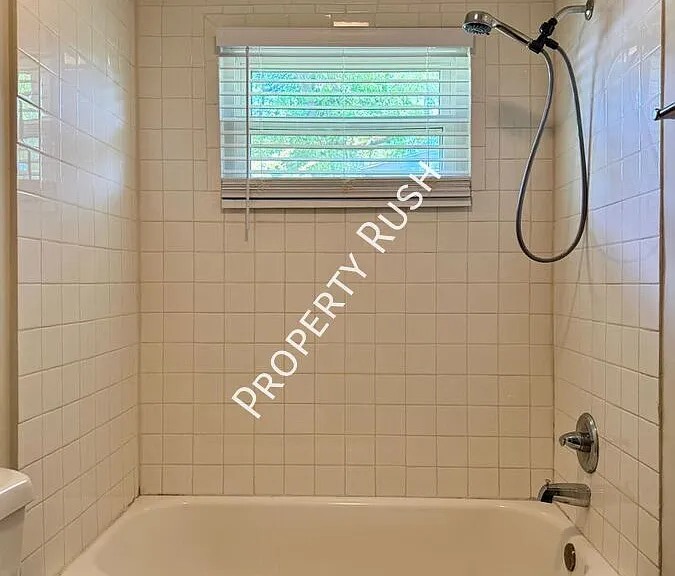 209 Signal View St — Photo 18