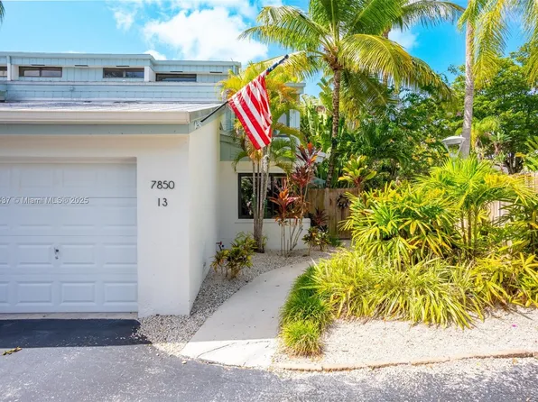 7850 SW 86th St APT 13, Miami, FL 33143