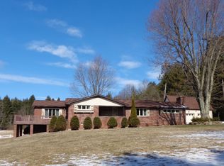 1055 Dry Hill Rd, Beckley, WV 25801