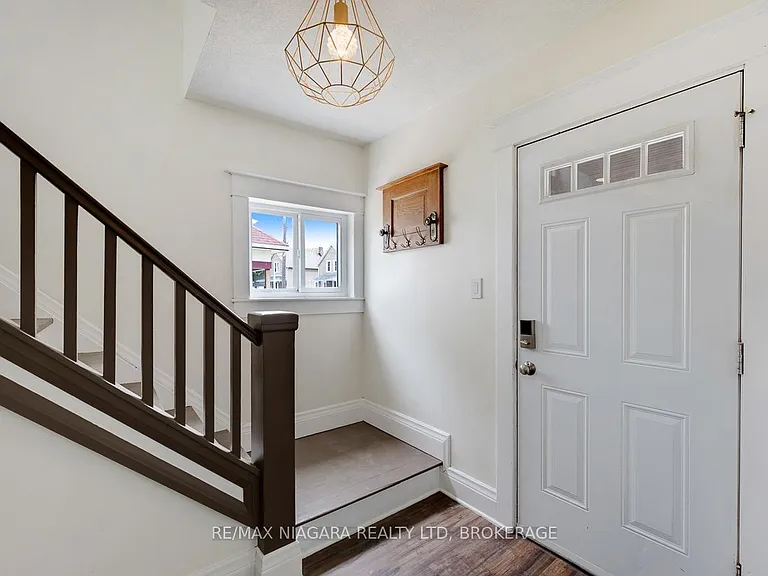 20 Randolph St — Photo 17