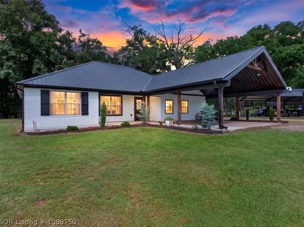4933 Harrington Dr, Van Buren, AR 72956