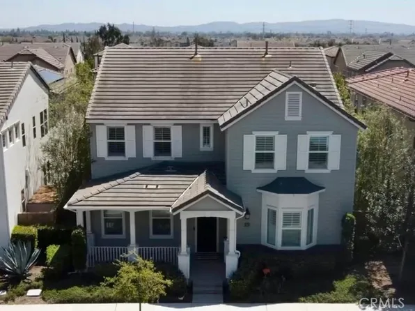 231 Downs Rd, Tustin, CA 92782