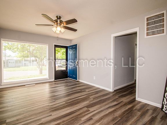 5th image of 5126 Hagemann St