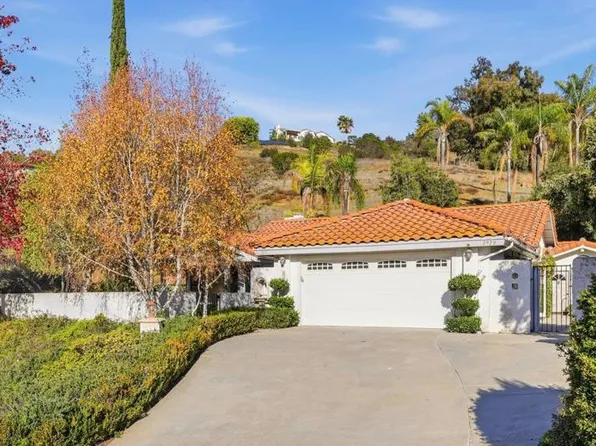 2920 Lakemont Dr, Fallbrook, CA 92028