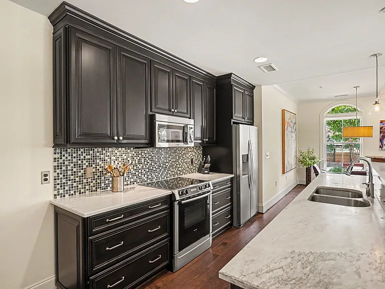 710 Independence Pl #107 — Photo 7