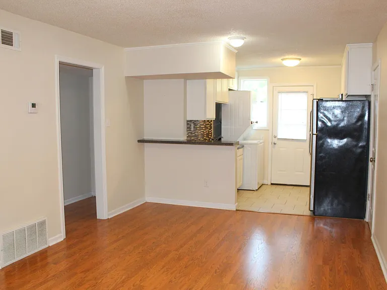 4418 Powell Ave #6 — Photo 11