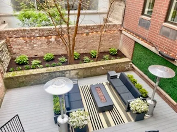 220 West 14th Street image 1 of 9