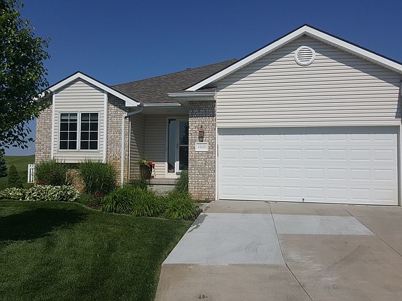 2nd image of 13100 Cypress Pt