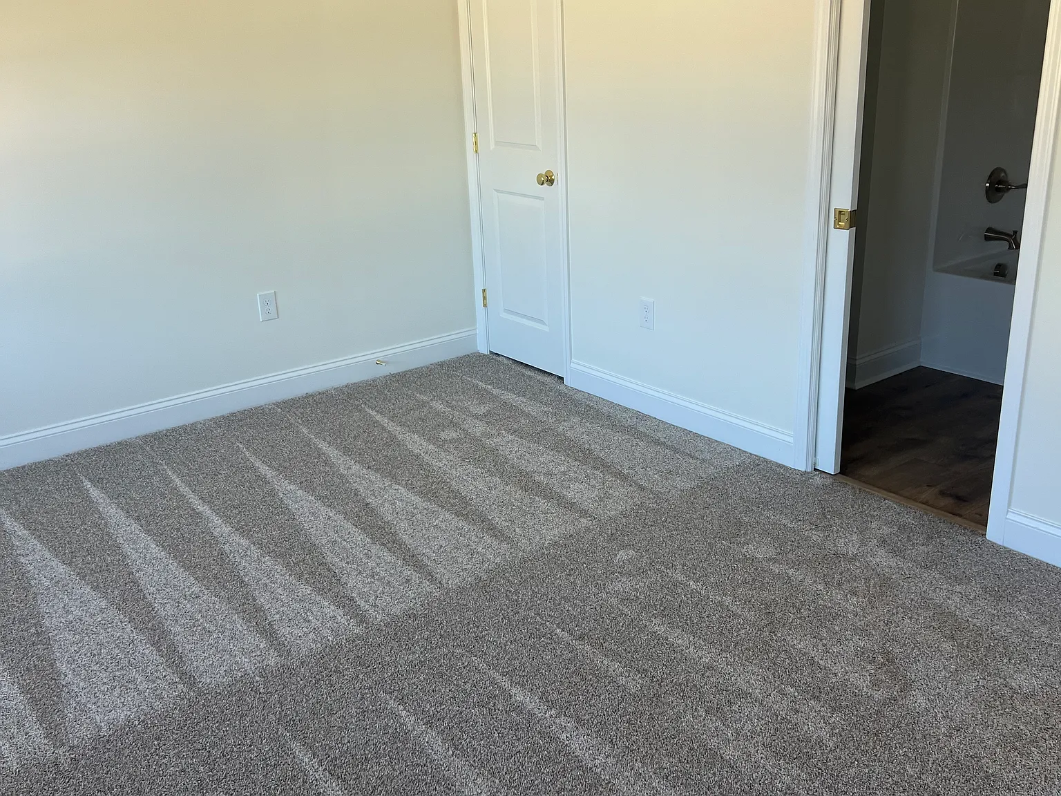3 bed, 2.5 bath, 1394 sqft, $1,795 — Photo 4