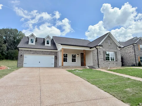 1198 Creekside Ln, Hernando, MS 38632