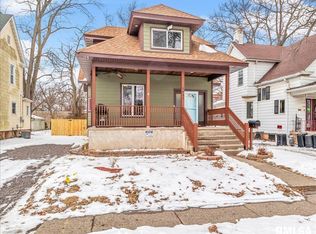 1037 N 8th St, Springfield, IL 62702