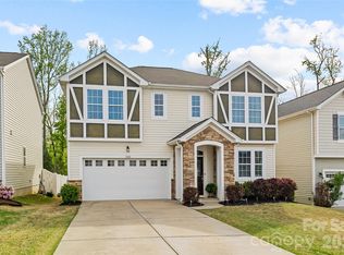 1426 Kings Grove Dr, York, SC 29745