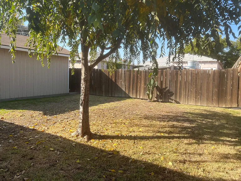 1023 Thomas Way — Photo 13