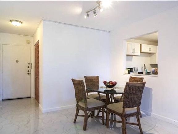 2nd image of 2821 N Miami Beach Blvd #2C