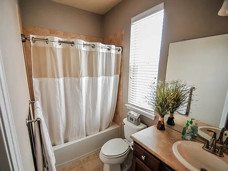 8229 S Country Club Pkwy — Photo 28